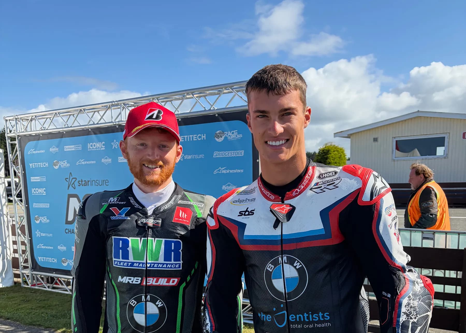 Chandler Leads Three-Way Title Fight